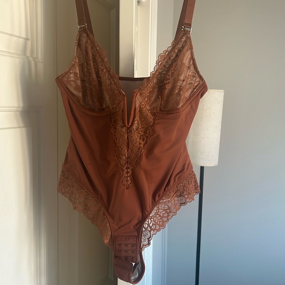 Popilush bodysuit